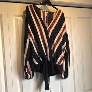 Dynamite blouse/bodysuit (L)